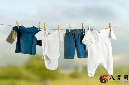 Dreaming of washing clothes and drying them in the sun